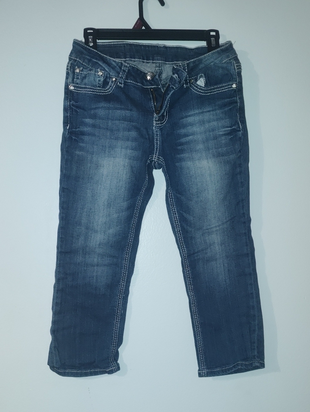 Women's Ankle Crop Jeans in Faded Blue Wash